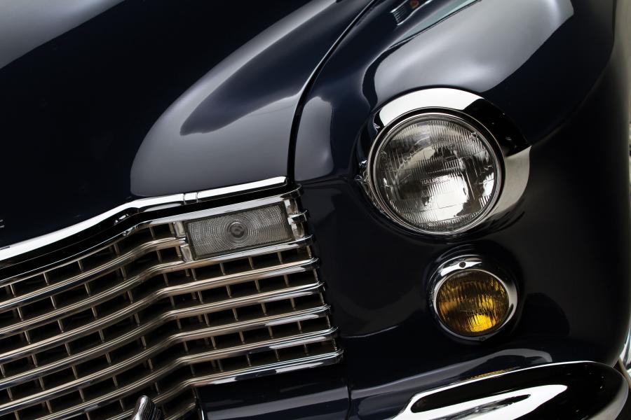  Cadillac Series 62 Custom Convertible Coupe 1941 года  (фото 6 из 23)